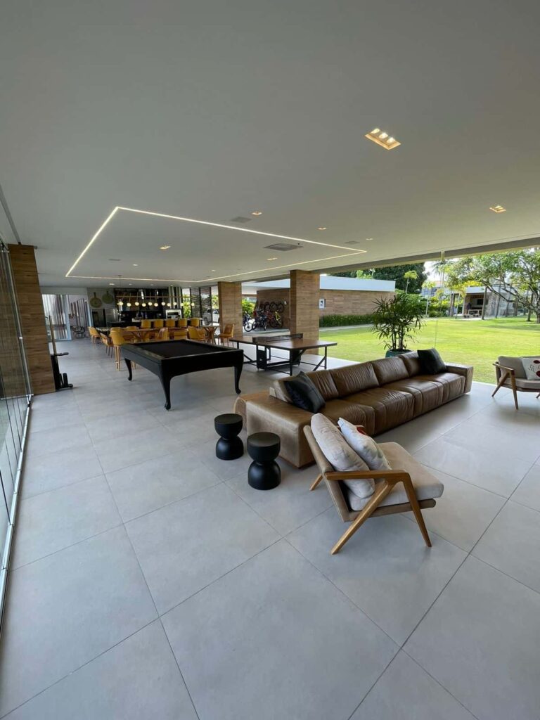 1ae724da-0fb1-4bc0-be31-1e2736f7e46e