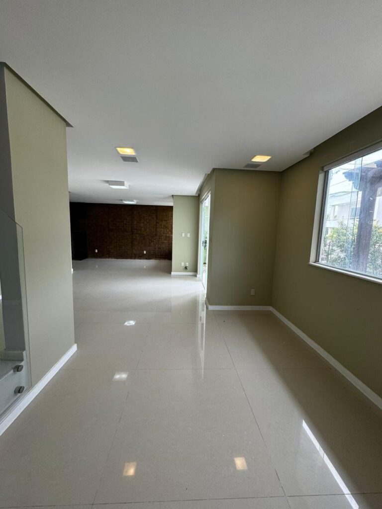 WhatsApp Image 2024-10-04 at 13.01.51 (1)