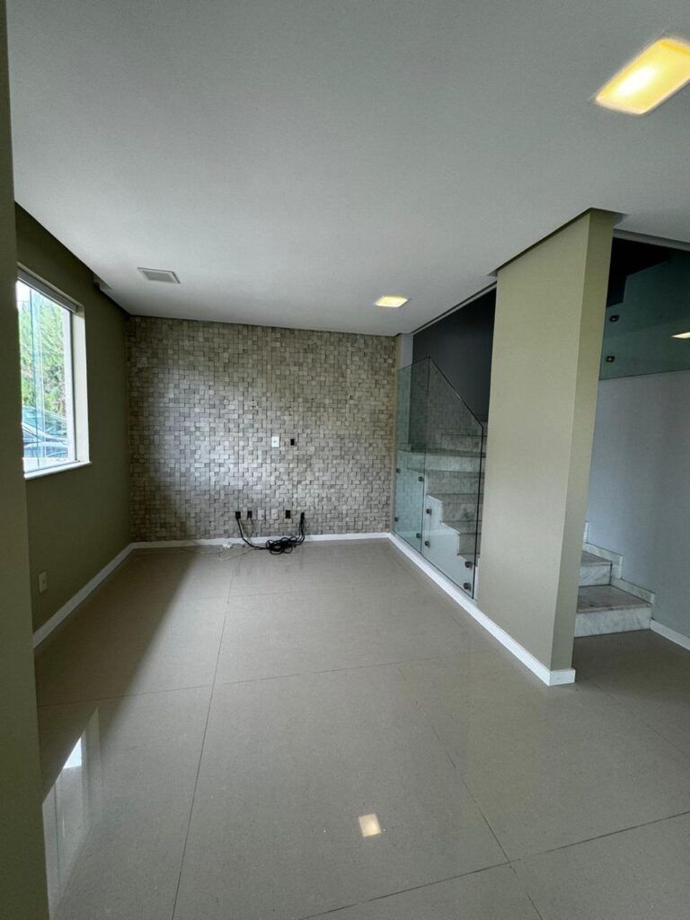 WhatsApp Image 2024-10-04 at 13.01.51 (2)