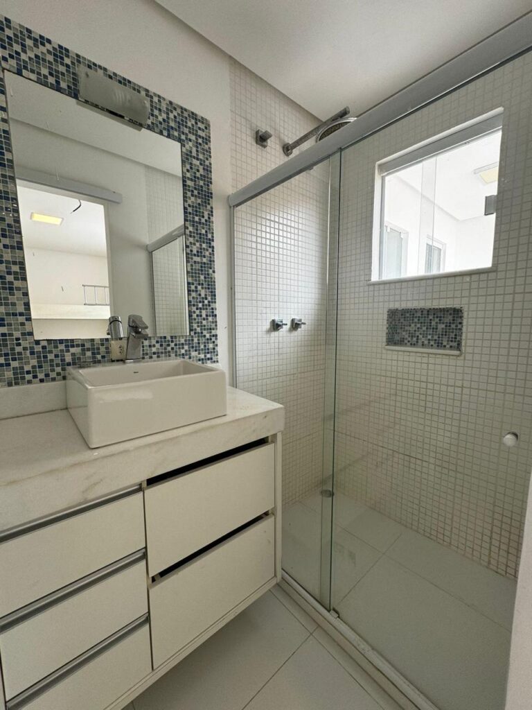 WhatsApp Image 2024-10-04 at 13.01.57