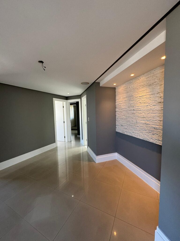 WhatsApp Image 2024-10-04 at 13.06.52 (2)