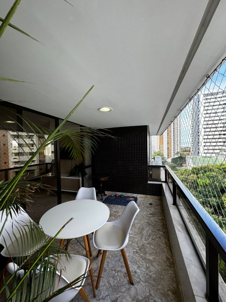 WhatsApp Image 2024-10-04 at 13.08.12 (1)