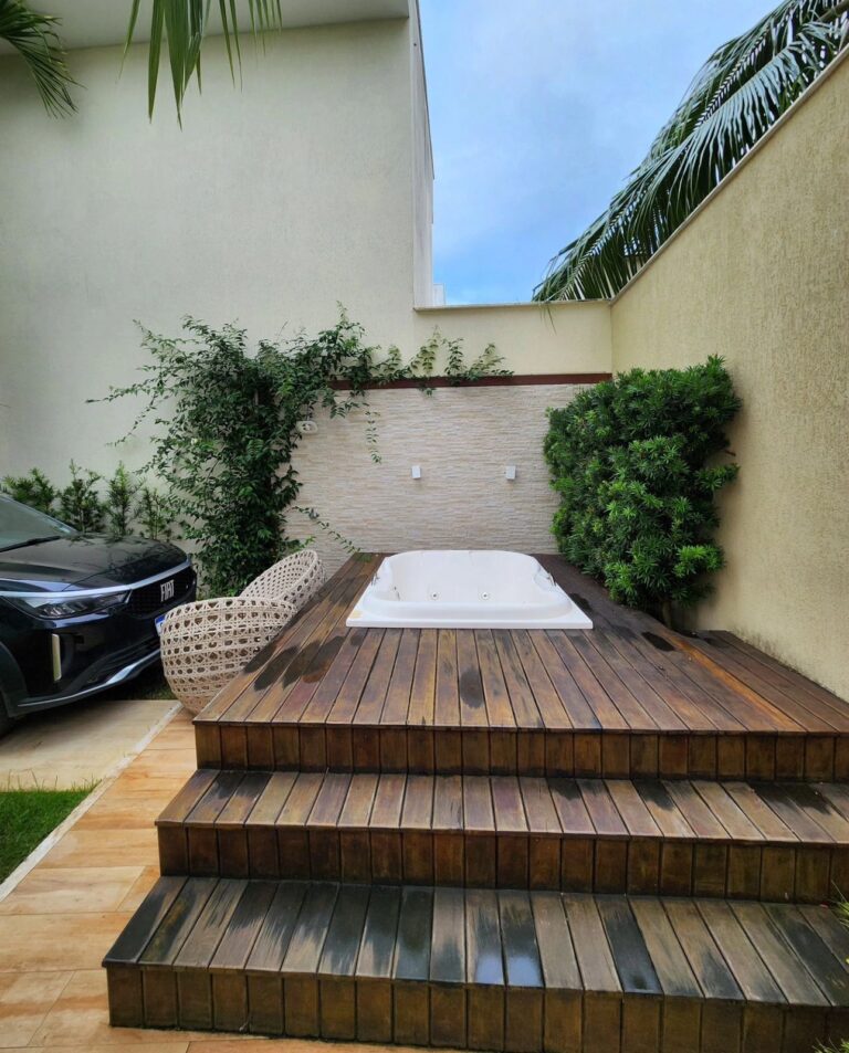 WhatsApp Image 2024-10-08 at 20.19.57 (1)